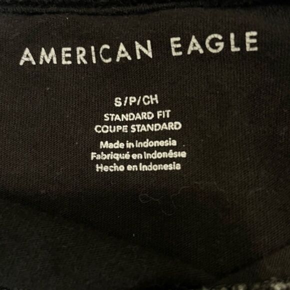 American Eagle Men’s S Standard Fit Solid Black Cotton Stripes On Cuffs Crewneck - Picture 6 of 7